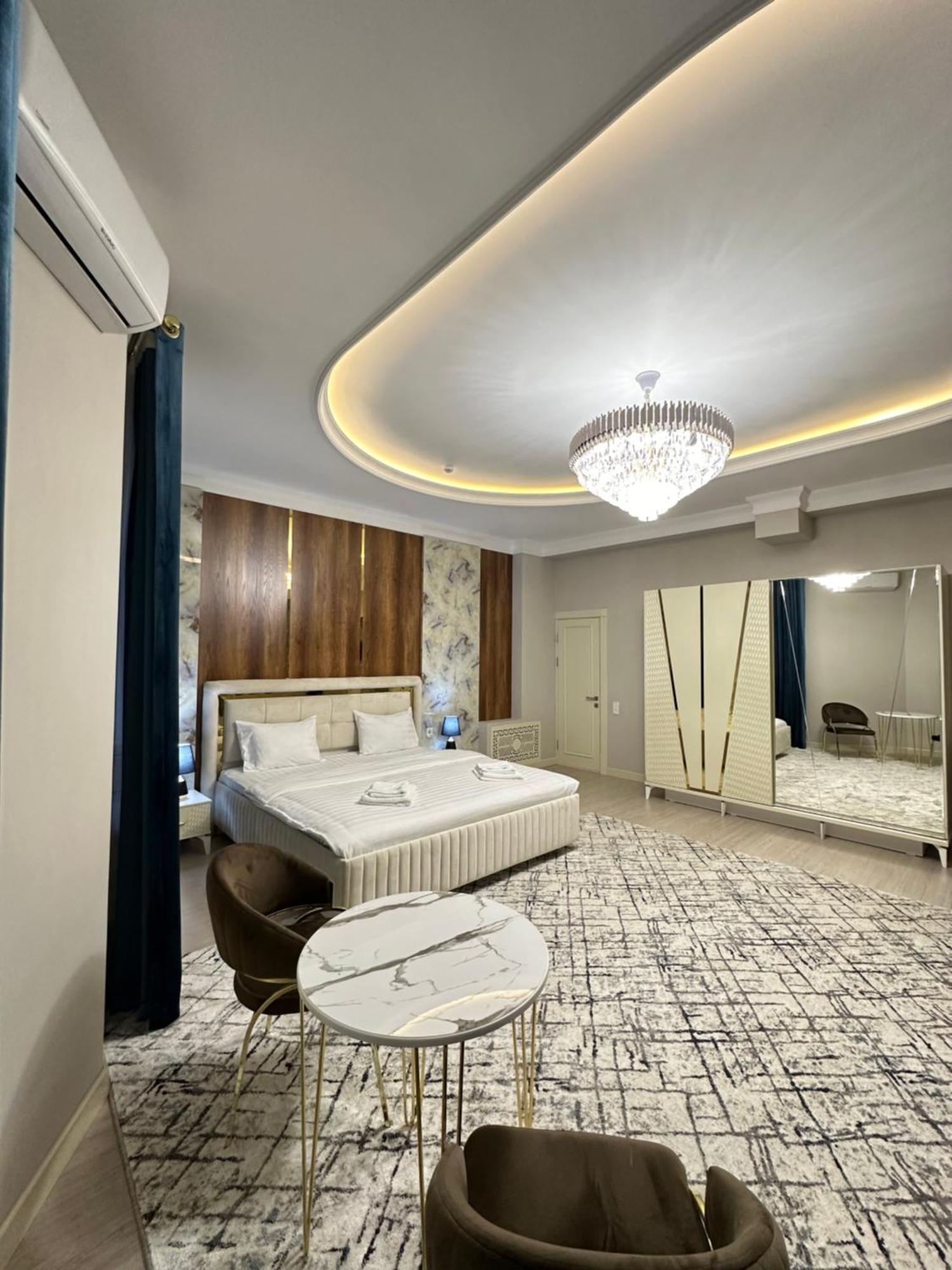 Nur Makon Hotel Tashkent Ngoại thất bức ảnh