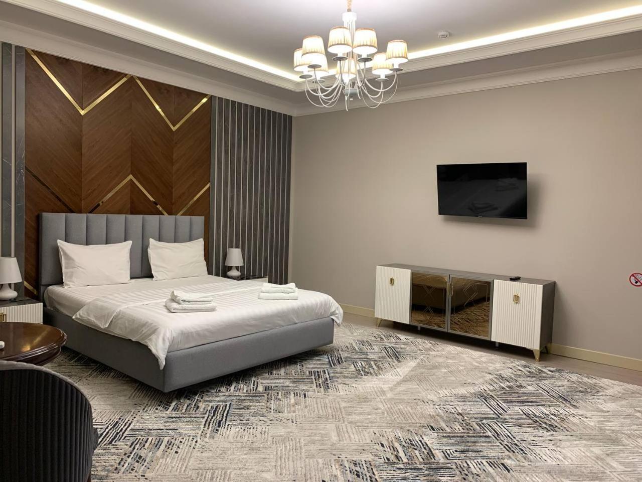 Nur Makon Hotel Tashkent Ngoại thất bức ảnh